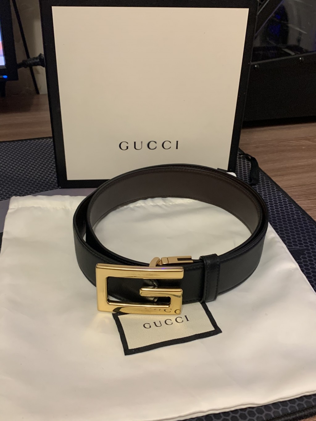 Gucci Reversible belt with Square G buckle